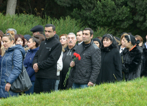 Azerbaijani public visits Alley of Honor to commemorate 12th death anniversary of Heydar Aliyev. Azerbaijan, Dec.12, 2015
